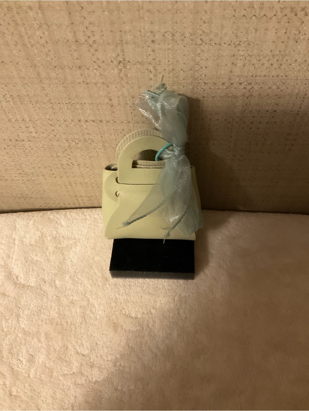 Pale Green Key & Card Holder with Light Green Ribbon Accent